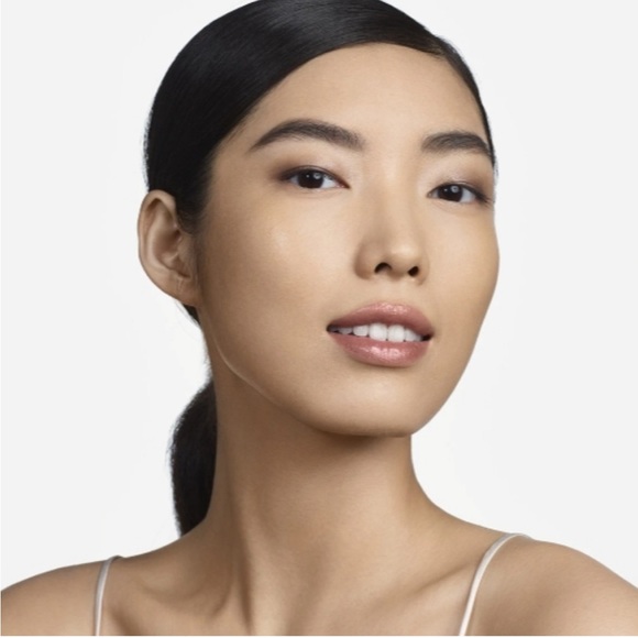 New Clinique Even Better Refresh Hydrating & Repairing Makeup - Picture 2 of 3